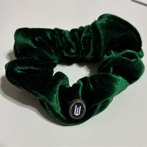 “Wicked” scrunchy set